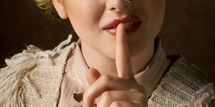 Featured image of post Don’t Reveal These Three “Secrets” Even in a Close Relationship, It’s Easy to Stir up Trouble