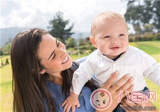 如何照顾二个月大的婴儿 二个月大的婴儿需要定期健康检查吗