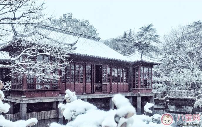 下雪了怎么发朋友圈比较好 关于下雪的唯美句子