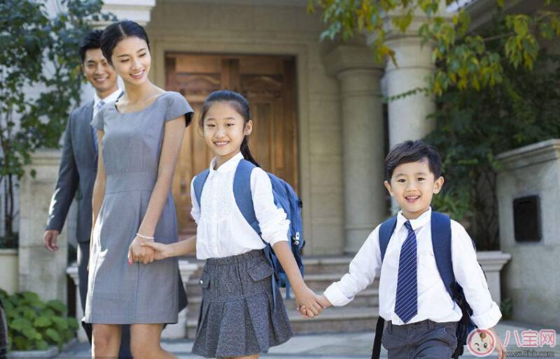 开始接送孩子的说说朋友圈 接送孩子上下学发什么内容好