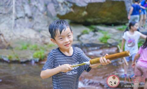 记录孩子第一次夏令营家长感言句子 孩子第一次参加夏令营朋友圈说说