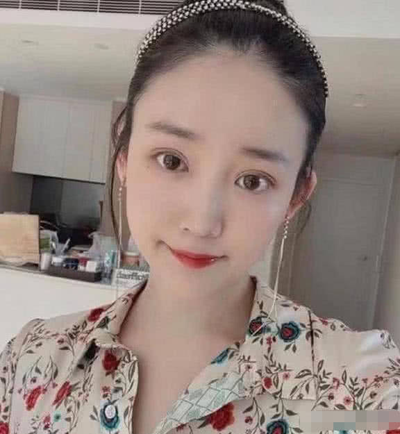 “绿地事件”女主张雨婷的做法令人唾弃，父母教育缺失是多么可怕