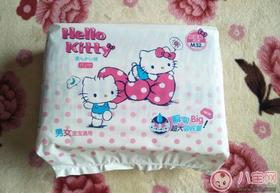 HelloKitty纸尿裤怎么样好用吗 HelloKitty纸尿裤和尤妮佳对比测评